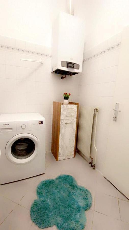 Premier Quad Room Wh Vienne Extérieur photo